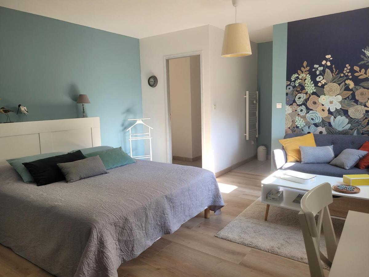 L'Atelier 7 Bed & Breakfast Saintes Ngoại thất bức ảnh